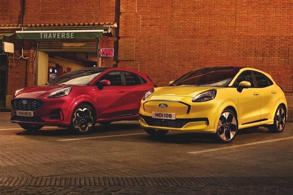A red Ford Puma and a yellow Ford Puma parked side-by-side in an urban setting.