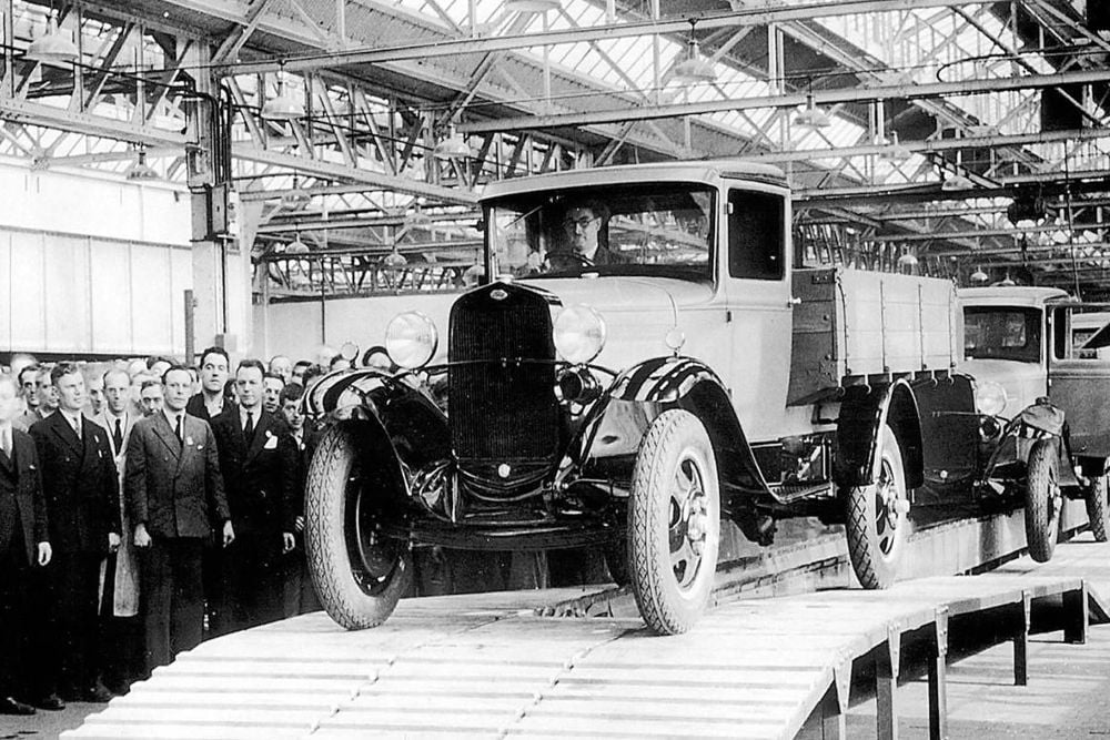 Historical picture of an old car