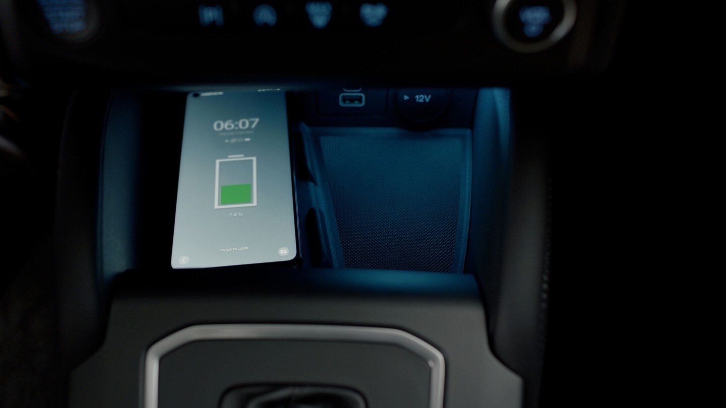 Ford focus deals wireless charger