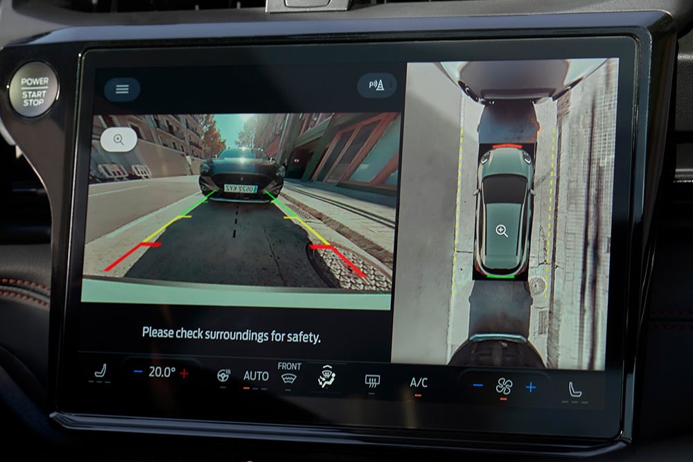 A close-up of the 360° camera demonstrating the parking aids on the new electric Ford Puma Gen-E®.
