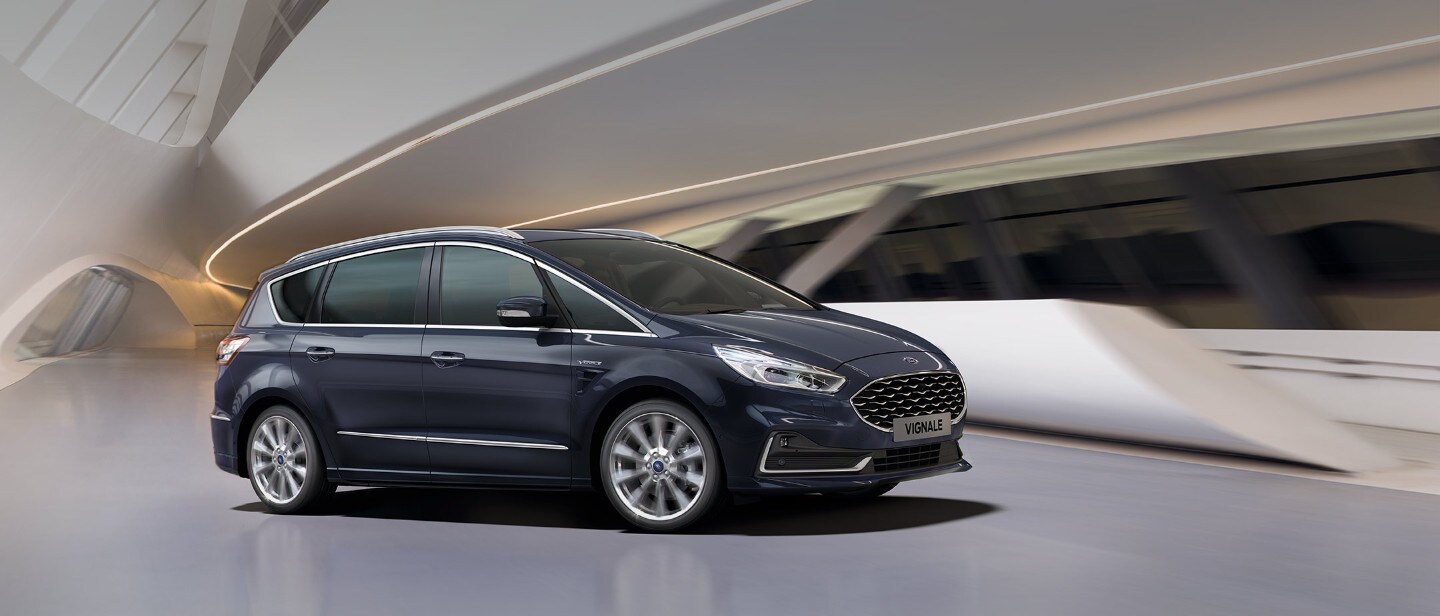 Ford S Max Vignale Spec Ford Ie