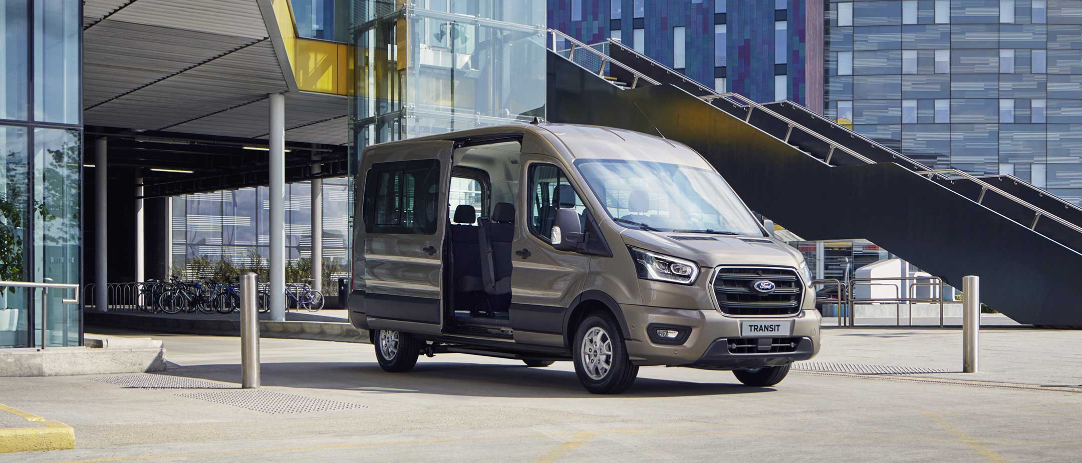 Ford transit bus 2019 online