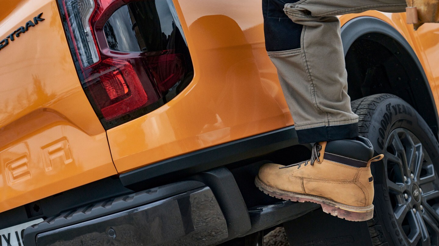 Ford Ranger rear box step in use